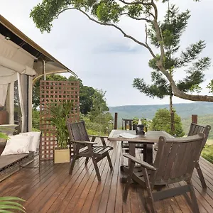  Luxury tent Clouds Safari Australia
